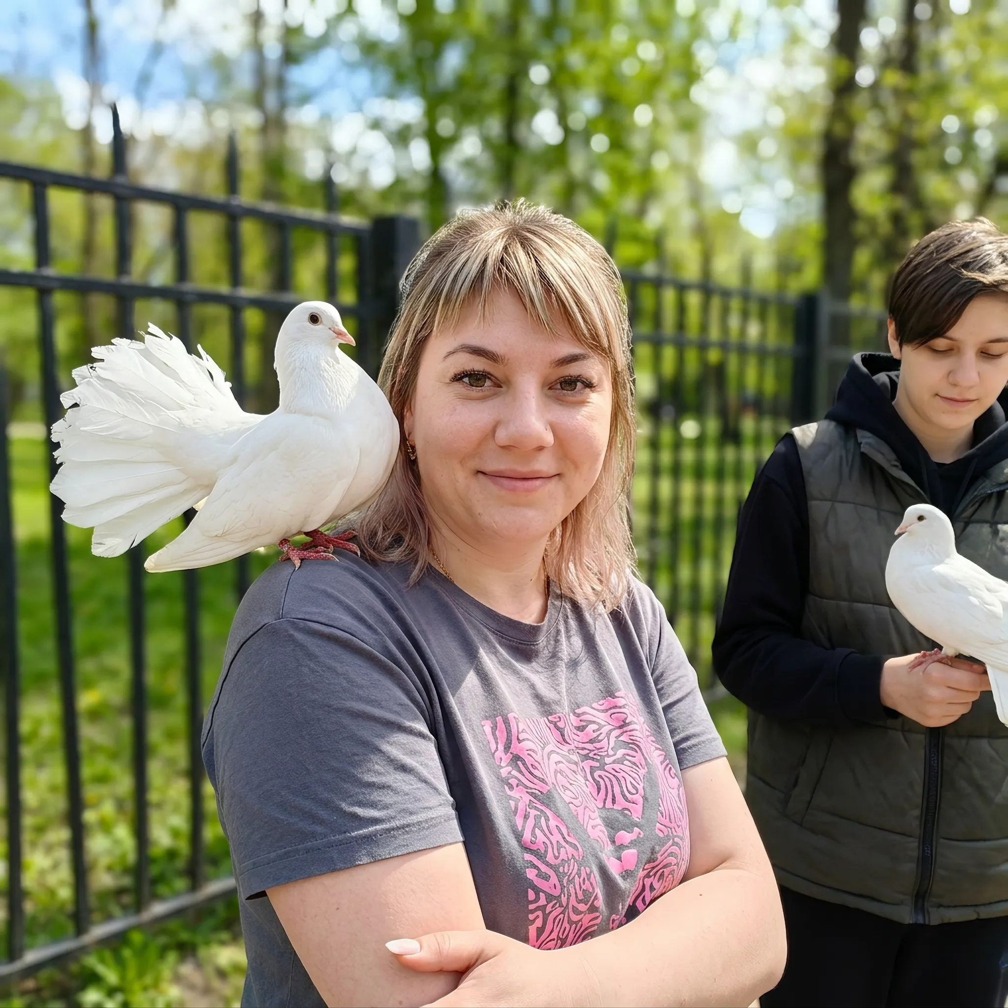 AI-арт «Daylight Portrait with White Pigeons»