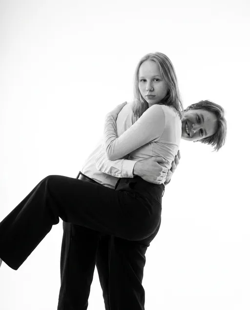 AI-фотосессия «High-Key Duo Portrait with Dynamic Pose»