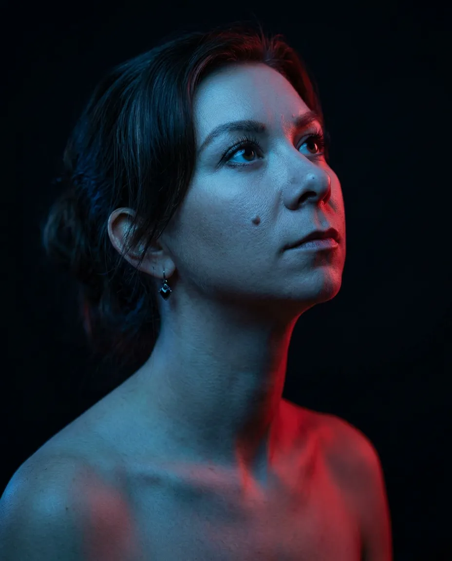 AI-фотосессия «Neon Duo Portrait»