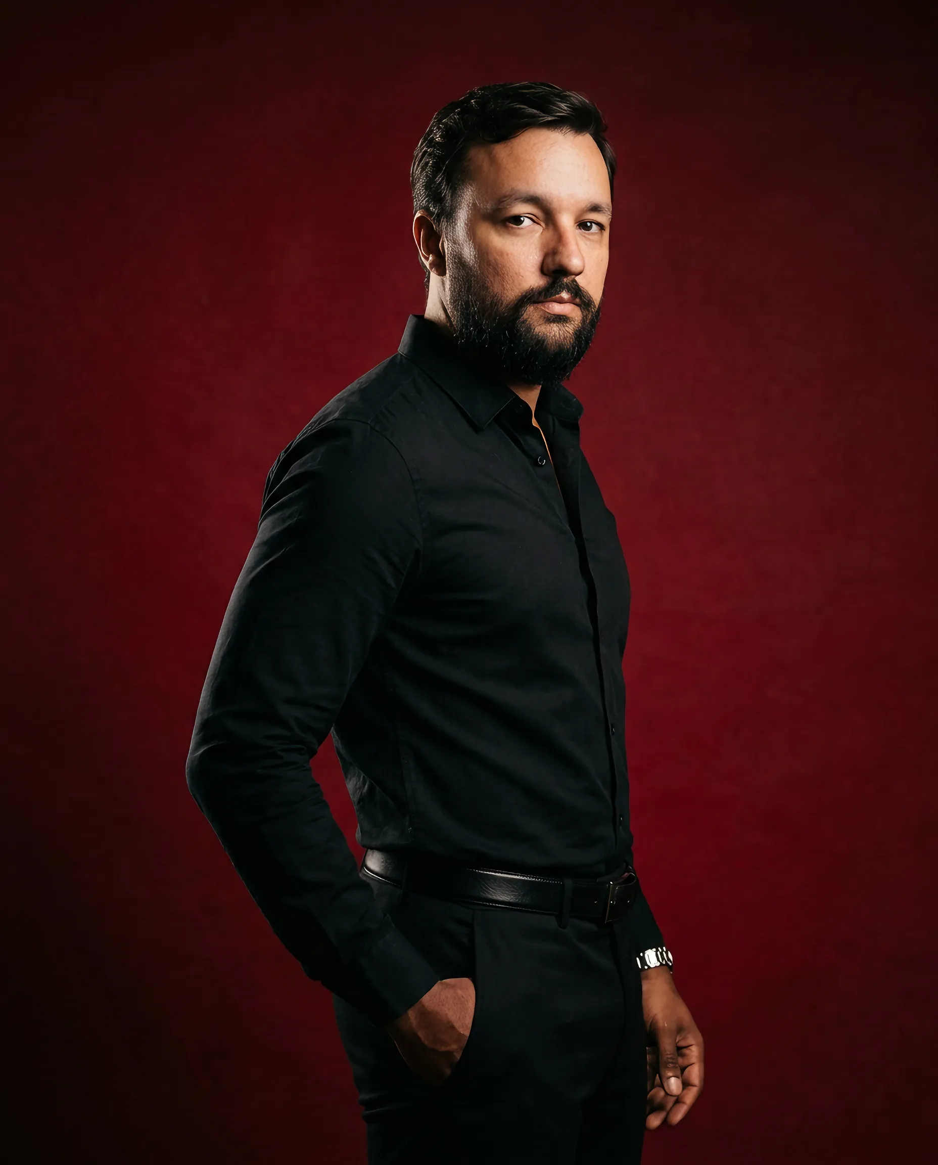 AI-фотосессия «Crimson Studio Portrait»