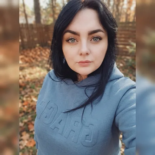 AI-фотосессия «Soft Exterior Casual Portrait»